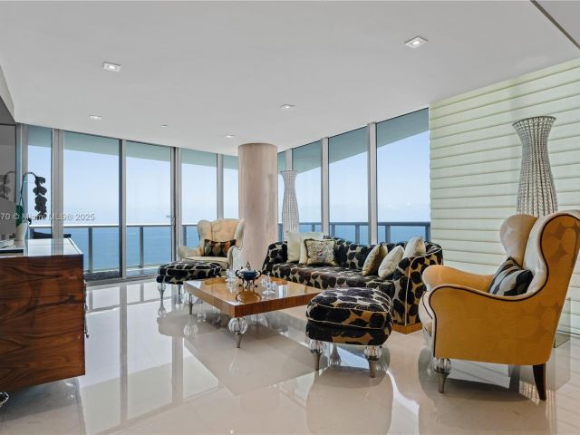 Apartment for sale  Unit #2501 - photo 6127194