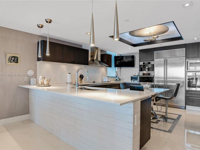 Apartment for sale  Unit #2501 - photo 6127200