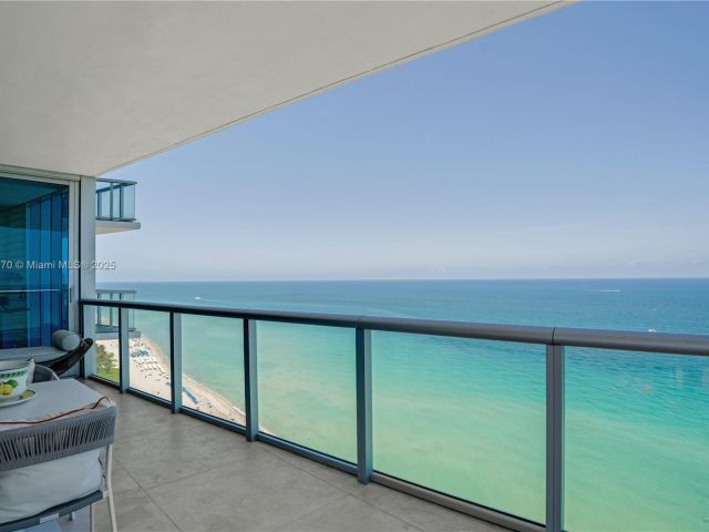 Apartment for sale  Unit #2501 - photo 6127203