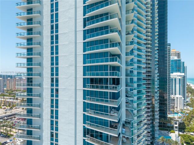 Apartment for sale  Unit #2501 - photo 6127206