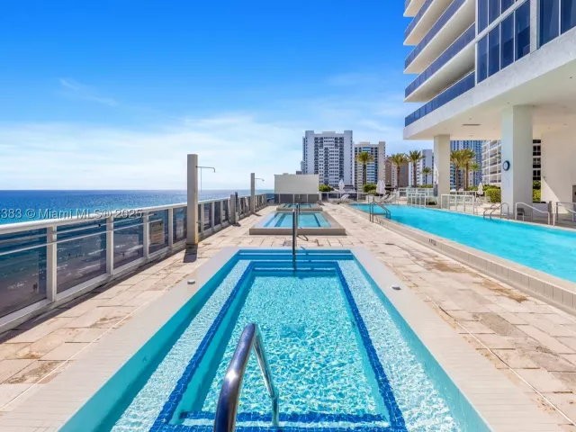 1-bedroom condo for rent in Hallandale Beach - 1830 S Ocean Dr 1807 - MondialRealty