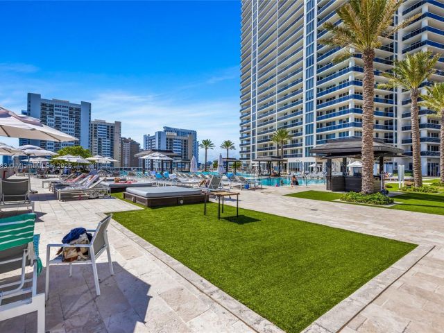 Apartment for rent  Unit #1807 - photo 6066404