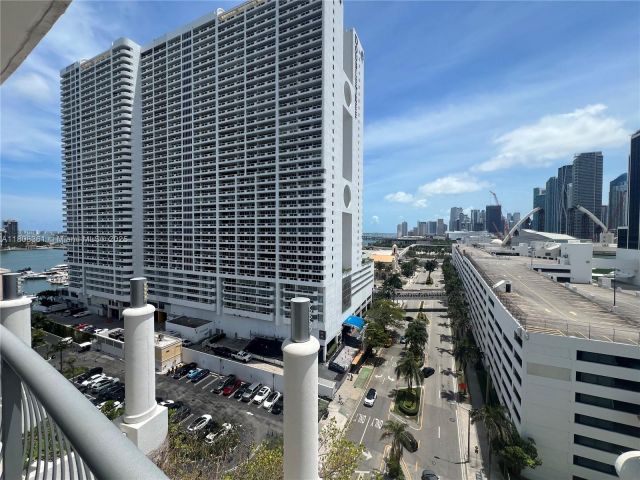 1-bedroom condo for sale in Miami - 1750 N Bayshore Dr 1410 - MondialRealty