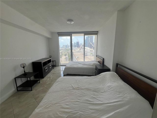 1-bedroom condo for sale in Miami - 1750 N Bayshore Dr 1410 - MondialRealty