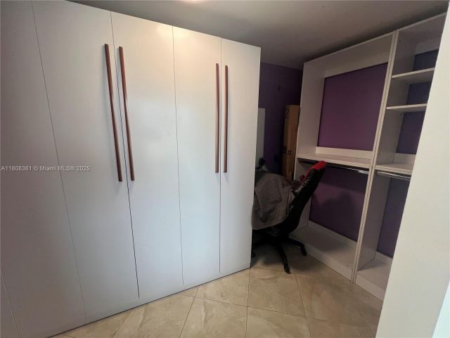 1-bedroom condo for sale in Miami - 1750 N Bayshore Dr 1410 - MondialRealty