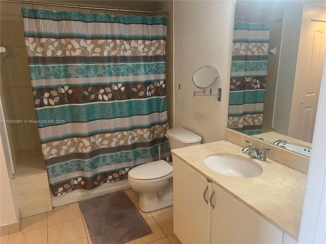 1-bedroom condo for sale in Miami - 1750 N Bayshore Dr 1410 - MondialRealty