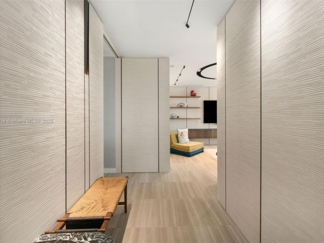 Apartment for rent  Unit #512 - photo 6065976