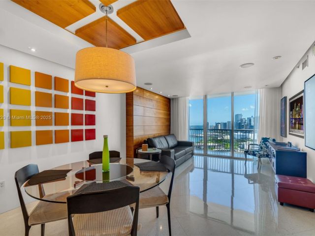 1-bedroom condo for rent in Miami - 1750 N Bayshore Dr 3910 - MondialRealty