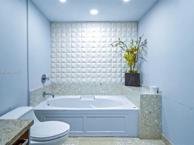 Apartment for sale  Unit #2911 - photo 6070859