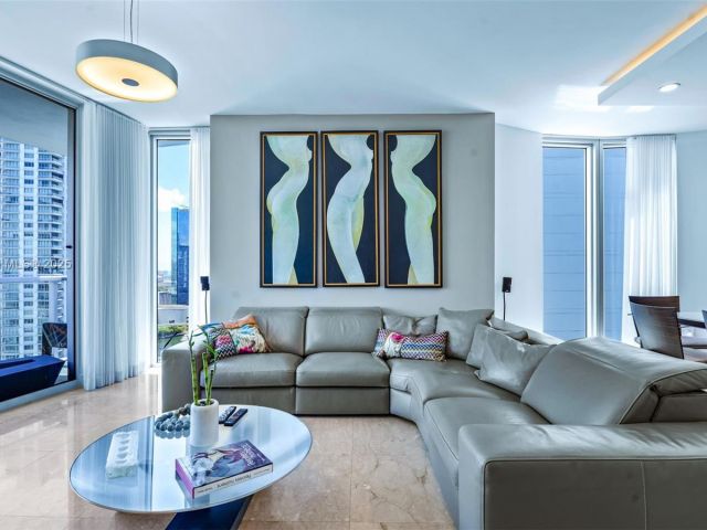 Apartment for sale  Unit #2911 - photo 6070875