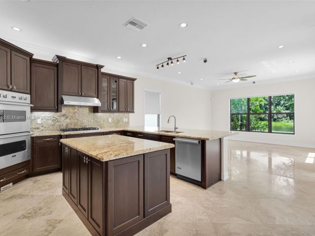 Home for rent at 8944 Little Falls Way - photo 6069876