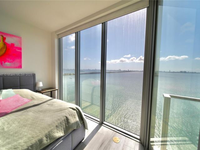 Apartment for sale  Unit #1705 - photo 6068885