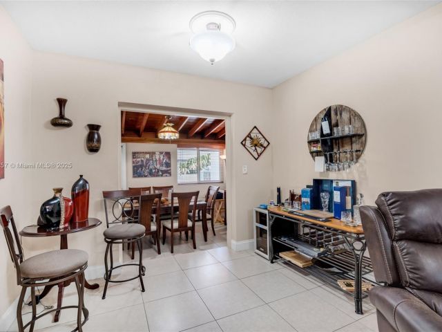 Home for sale at 1901 SW 37th Ave - photo 6066084