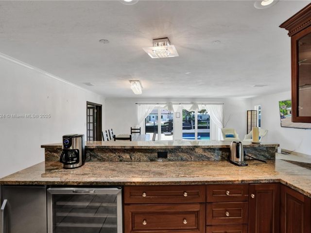 Home for rent at 3100 NE 56th Ct - photo 6075662