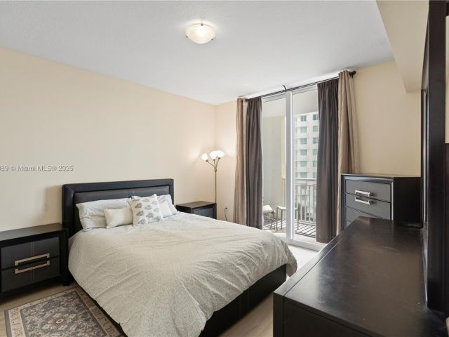 Apartment for sale  Unit #705W - photo 6067869