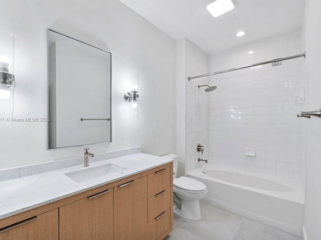 Apartment for sale  Unit #2308 - photo 6069311