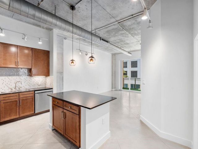 Apartment for sale  Unit #2308 - photo 6069314