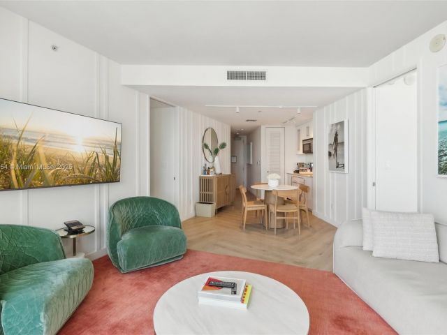 Apartment for sale  Unit #1511 - photo 6070802