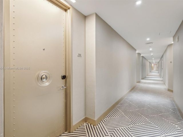 Apartment for sale  Unit #1511 - photo 6070804