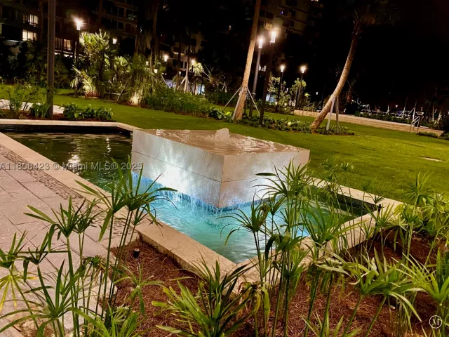 2-bedroom condo for rent in Miami Beach - 1500 Bay Rd 1534S - MondialRealty