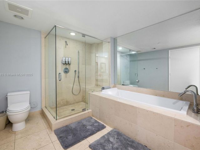 Apartment for sale  Unit #1604 - photo 6091470