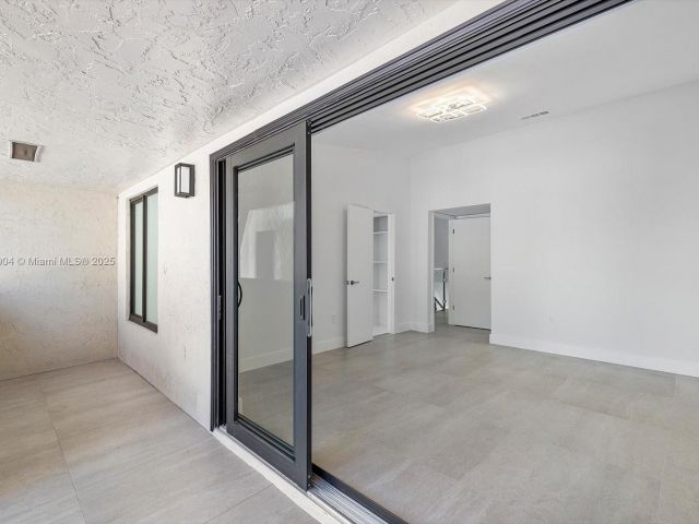 Home for sale at 16449 NE 26th Ave 16 - photo 6069660