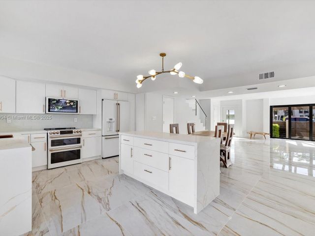 Home for sale at 16449 NE 26th Ave 16 - photo 6069675