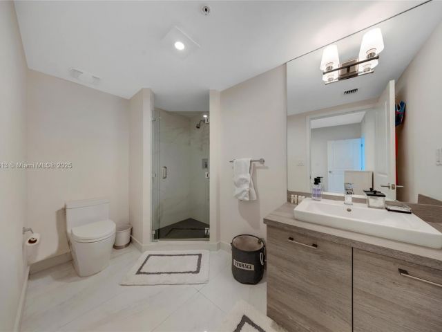 Apartment for rent  Unit #1106 - photo 6069611