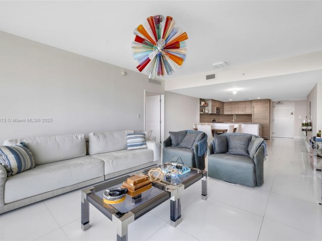 Apartment for rent  Unit #1106 - photo 6069618