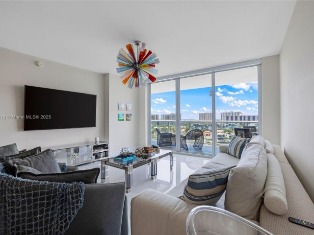 Apartment for rent  Unit #1106 - photo 6069620