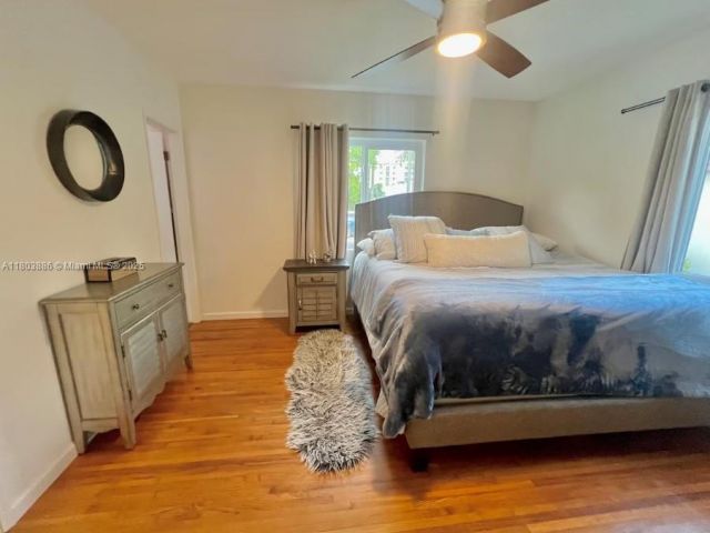 Home for rent at 12530 NE 4th Ave - photo 6069828