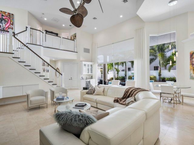 Home for sale at 6379 Avalon Pointe Court - photo 6077836