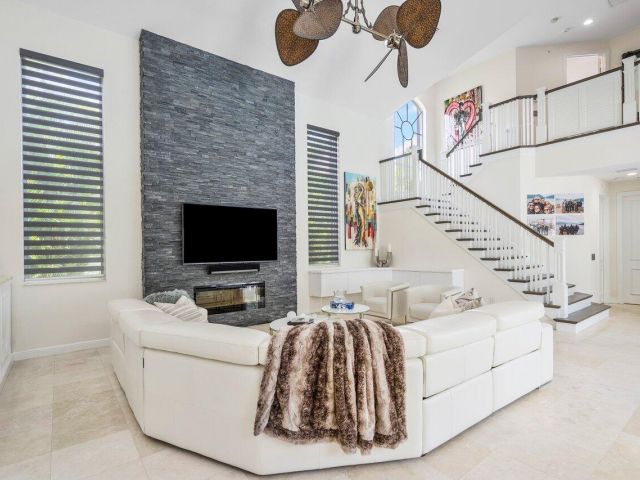 Home for sale at 6379 Avalon Pointe Court - photo 6077837