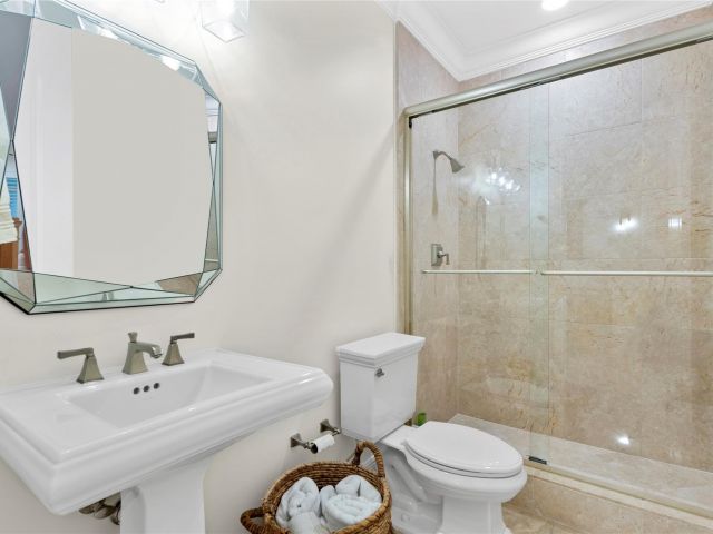 Home for sale at 220 NE 15th Ave 220 - photo 6131122