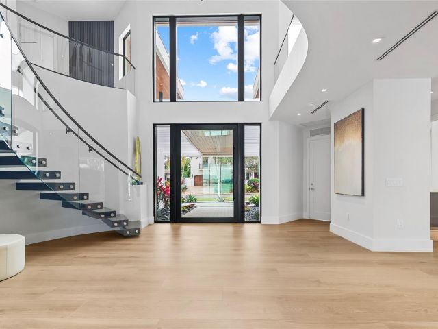 Home for rent at 1957 Harbourview Dr - photo 6249455