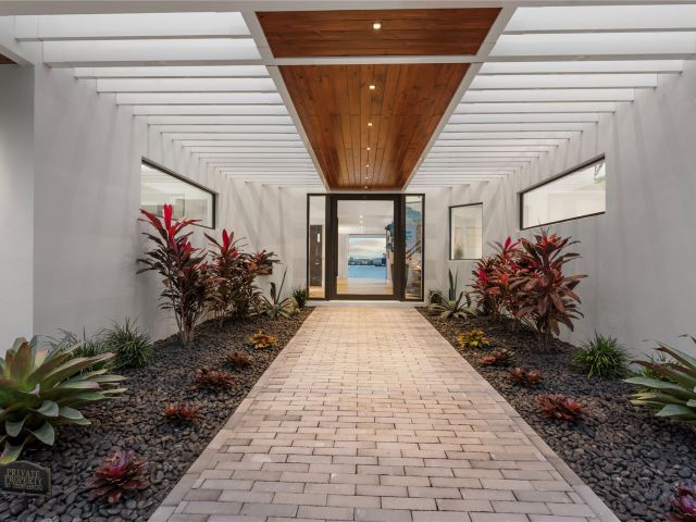 Home for rent at 1957 Harbourview Dr - photo 6249456