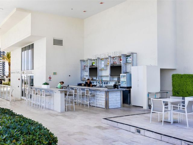 Apartment for rent  Unit #2806 - photo 6074304