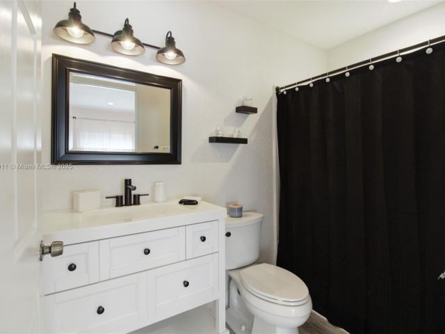 Home for sale at 17375 SW 282nd St - photo 6072609