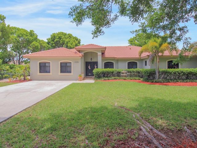 Home for sale at 17375 SW 282nd St - photo 6072624