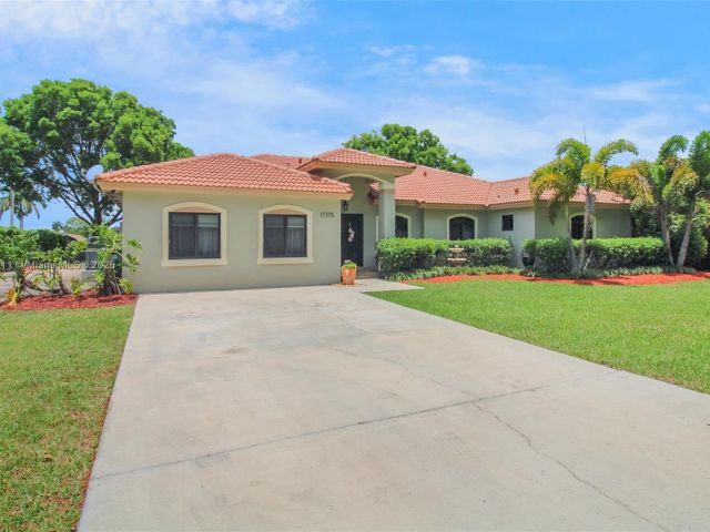 Home for sale at 17375 SW 282nd St - photo 6072625