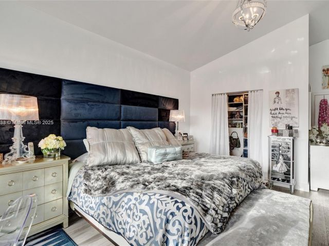 Home for sale at 21388 Marina Cove Cir 13-G - photo 7137255