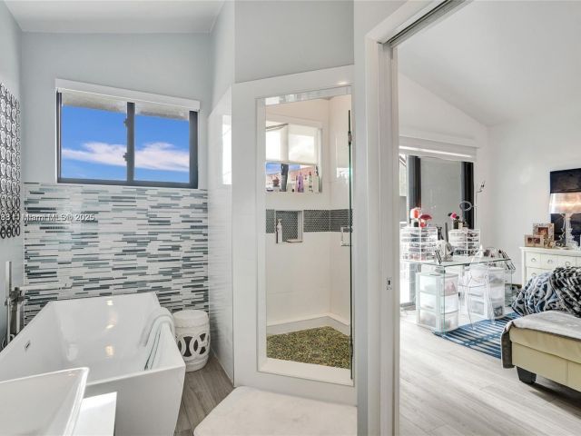 Home for sale at 21388 Marina Cove Cir 13-G - photo 7137258