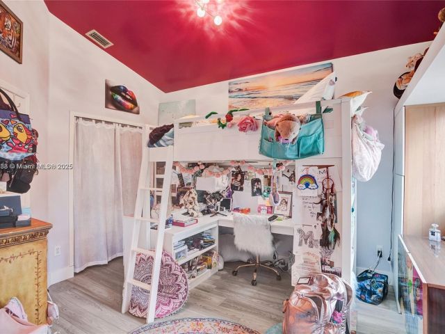 Home for sale at 21388 Marina Cove Cir 13-G - photo 7137262