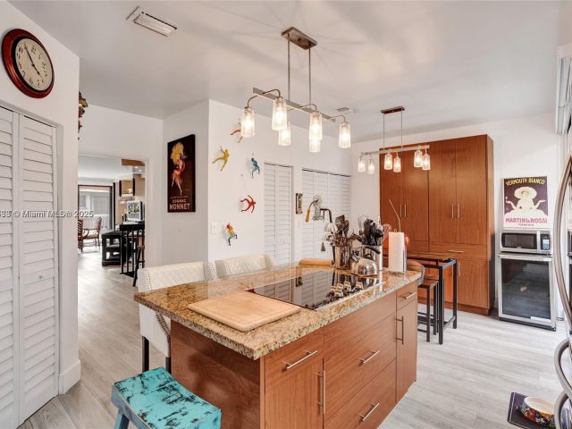 Home for sale at 21388 Marina Cove Cir 13-G - photo 7137267