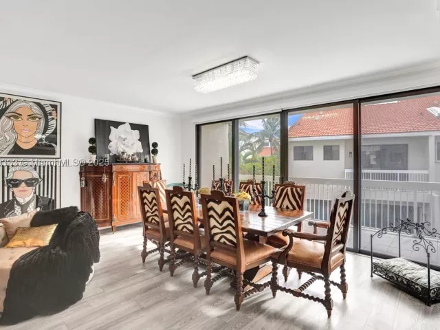 4-bedroom home for sale in Aventura - 21388 Marina Cove Cir 13-G - MondialRealty