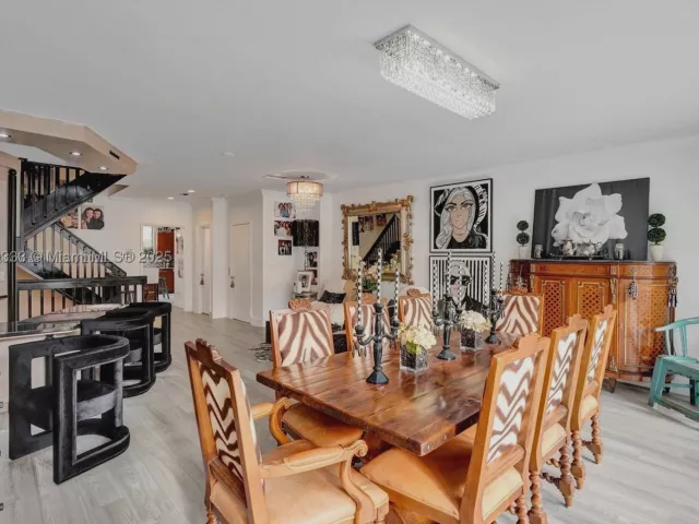 4-bedroom home for sale in Aventura - 21388 Marina Cove Cir 13-G - MondialRealty