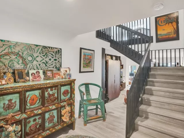 4-bedroom home for sale in Aventura - 21388 Marina Cove Cir 13-G - MondialRealty