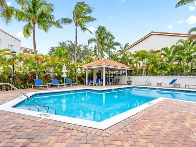 4-bedroom home for sale in Aventura - 21388 Marina Cove Cir 13-G - MondialRealty
