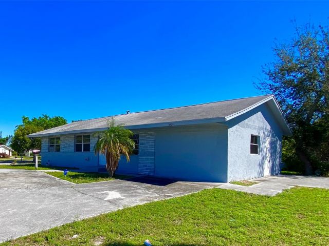 Home for sale at 1654 43rd St - photo 6116957