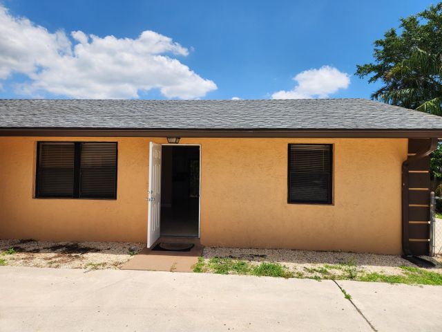 Home for rent at 4866 Pineaire Lane - photo 6534186